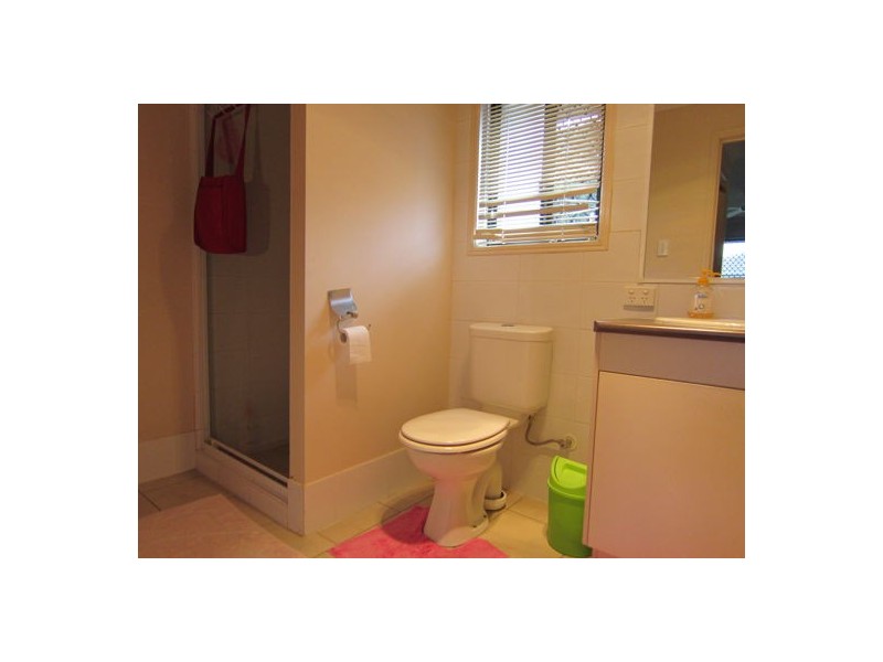 12 Baden Jones Way, North Booval QLD 4304