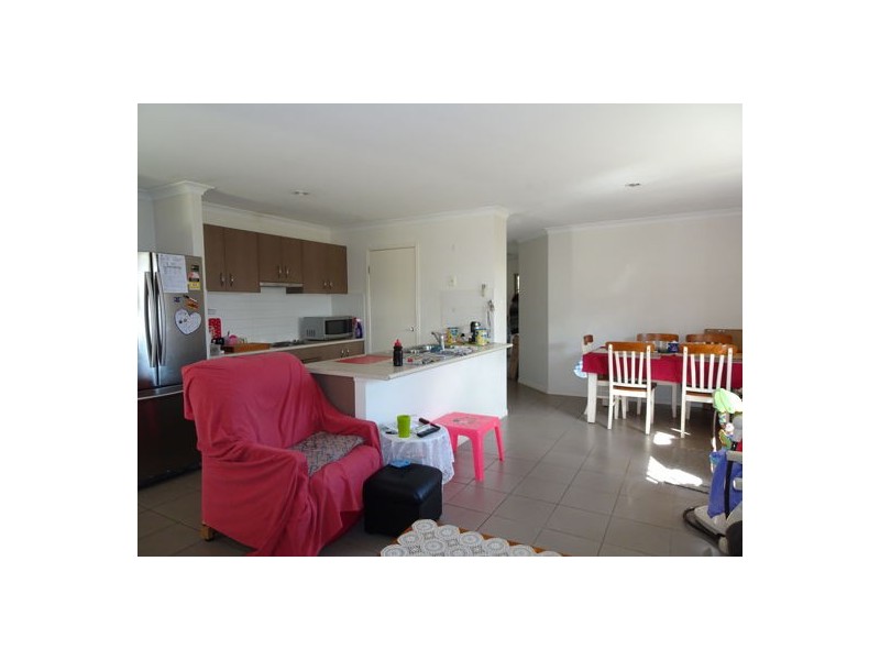 29 Burswood Close, Wulkuraka QLD 4305