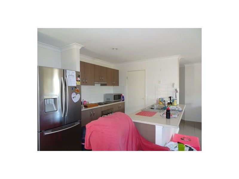 29 Burswood Close, Wulkuraka QLD 4305