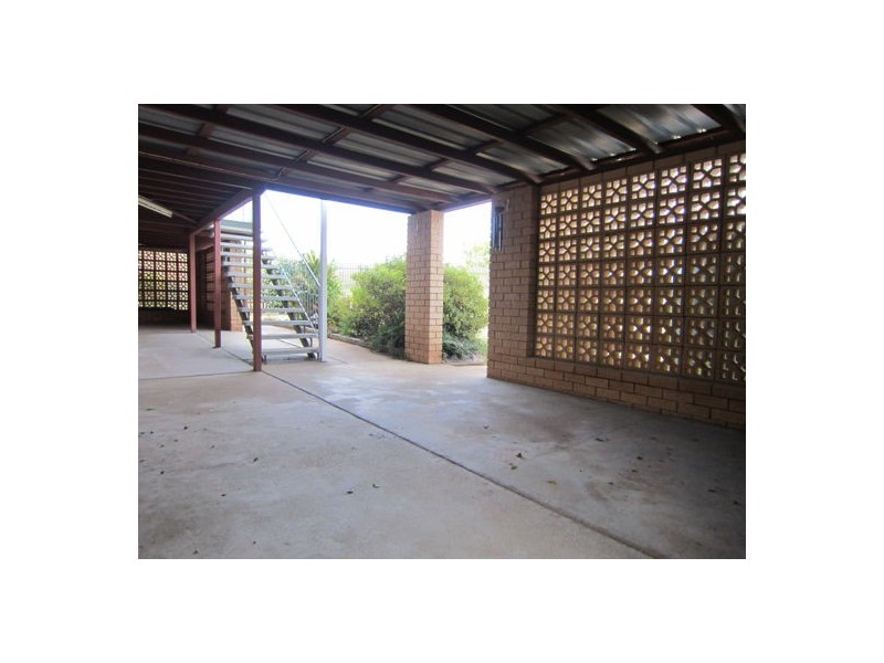 38 Gwendoline Street, Raceview QLD 4305