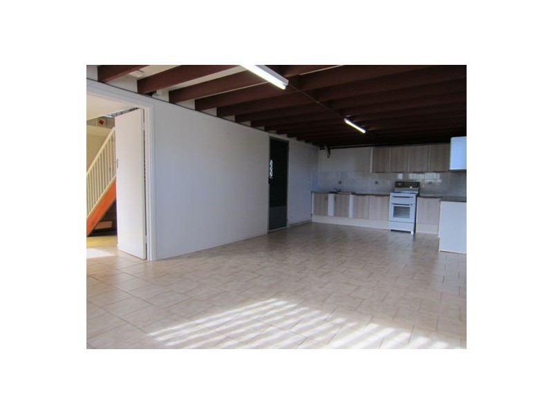 38 Gwendoline Street, Raceview QLD 4305