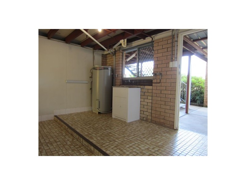 38 Gwendoline Street, Raceview QLD 4305