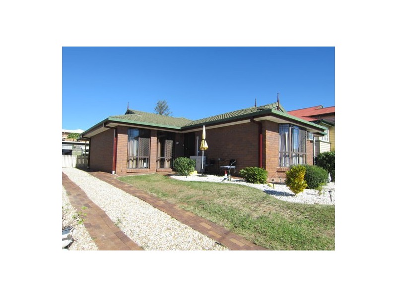 13 Clifton Street, Booval QLD 4304