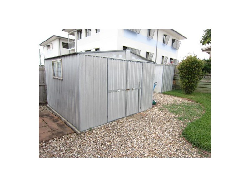 13 Clifton Street, Booval QLD 4304