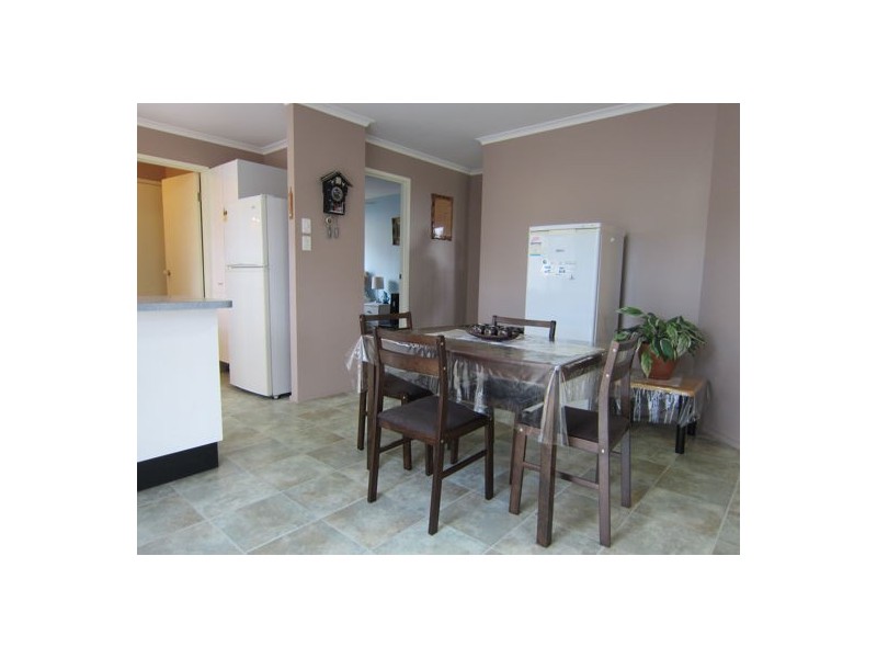 13 Clifton Street, Booval QLD 4304