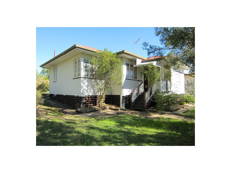 181 Glebe Road, Silkstone QLD 4304