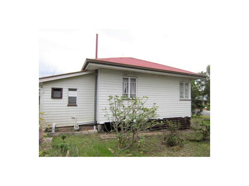 181 Glebe Road, Silkstone QLD 4304