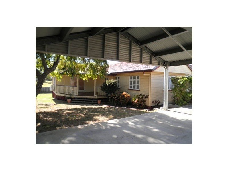 27 Denman Street, Leichhardt QLD 4305