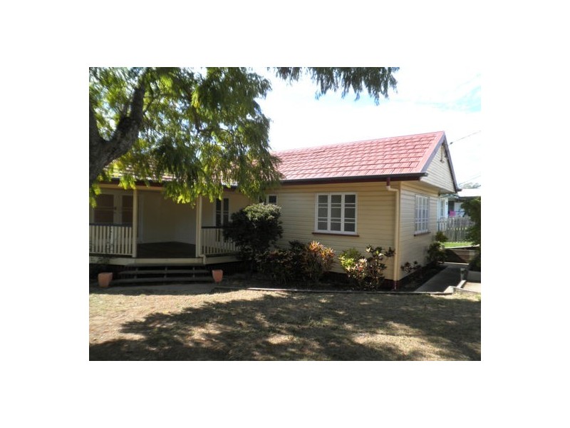 27 Denman Street, Leichhardt QLD 4305
