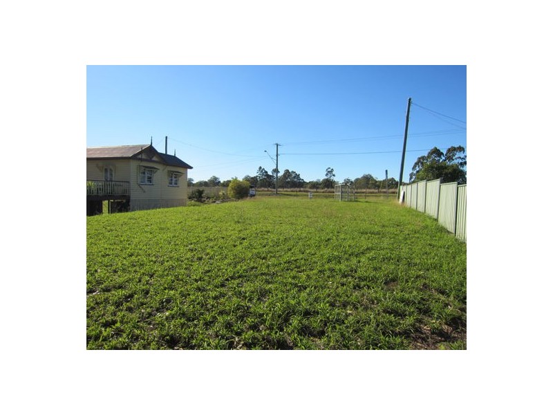 35A Lobb Street, Churchill QLD 4305