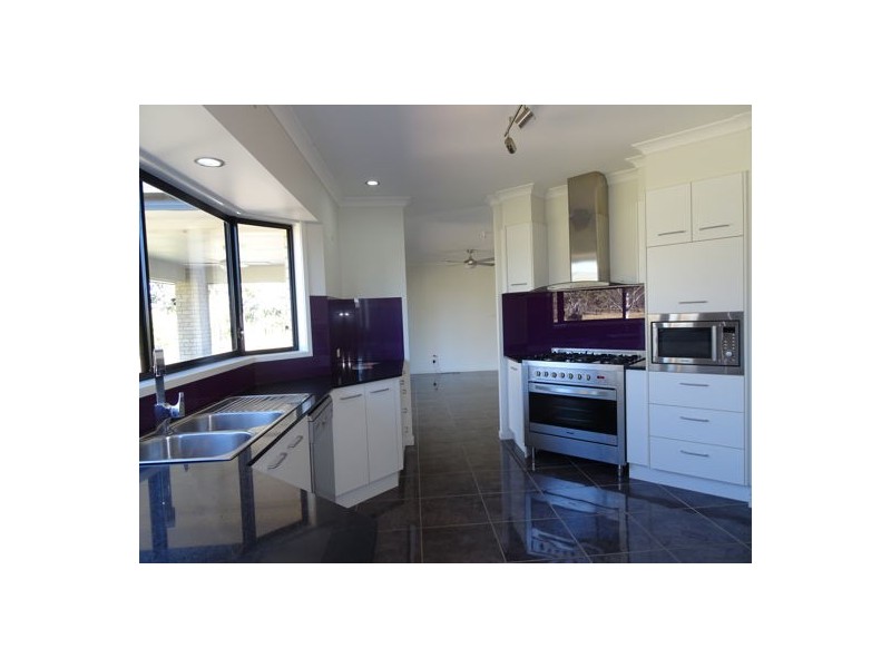 55 White Gums Road, Hatton Vale QLD 4341