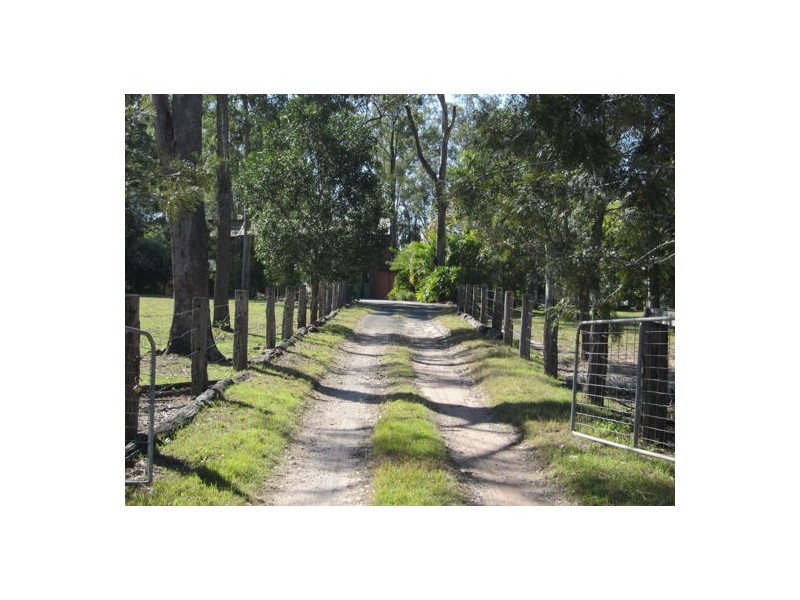 30 Rackley Road, Walloon QLD 4306