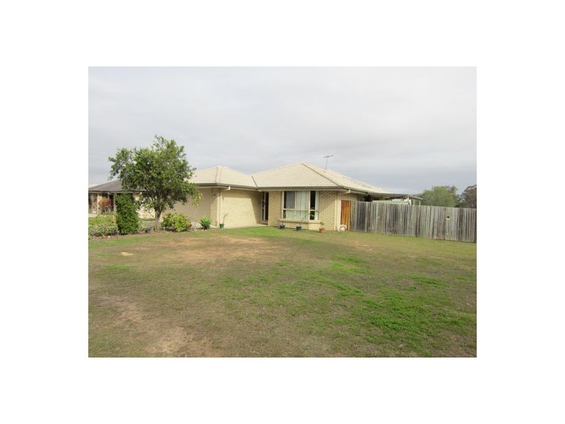 26 Benjamin Court, Yamanto QLD 4305