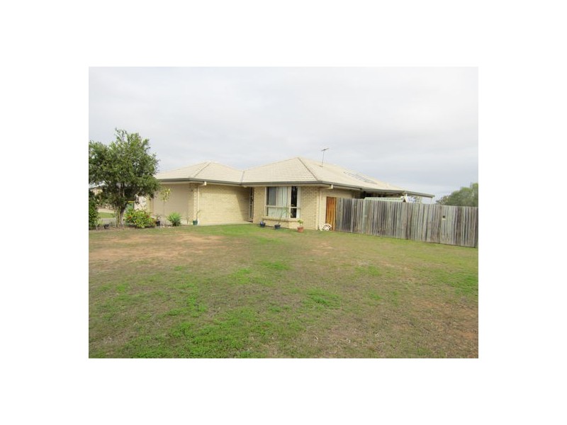 26 Benjamin Court, Yamanto QLD 4305