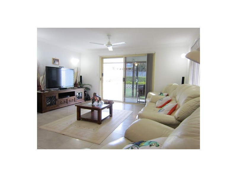 5 Lakewood Court, Flinders View QLD 4305