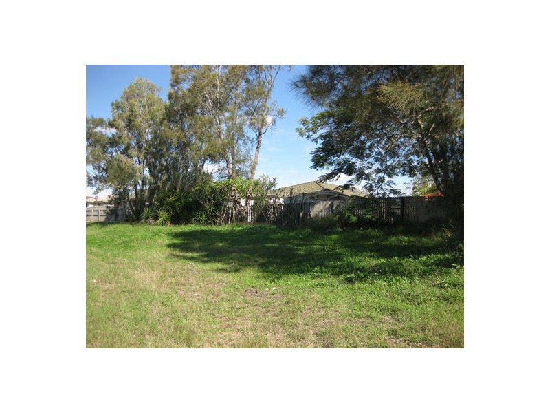 8 Gumnut Grove, Redbank Plains QLD 4301