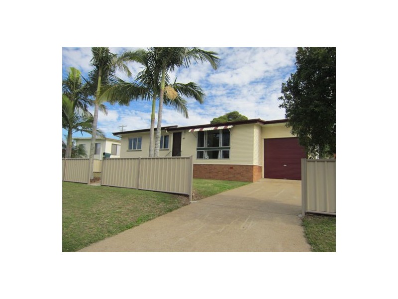 33 Raceview Street, Eastern Heights QLD 4305