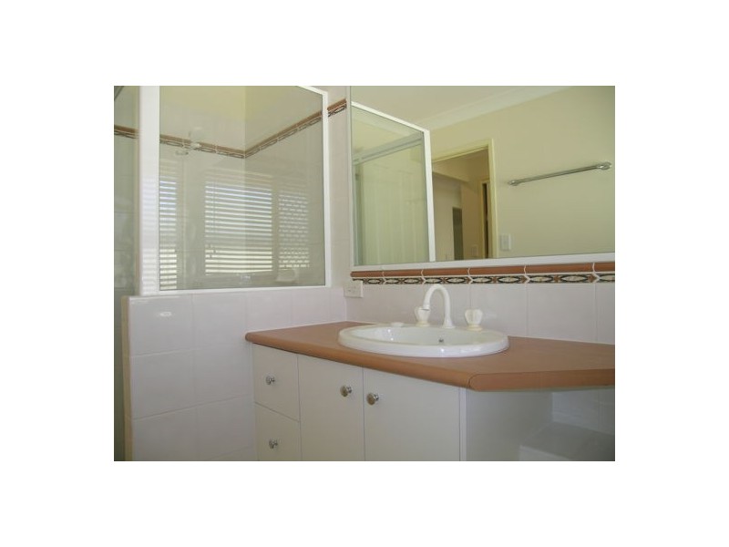 Flinders View QLD 4305