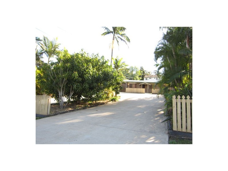 8 Pender Street, North Ipswich QLD 4305