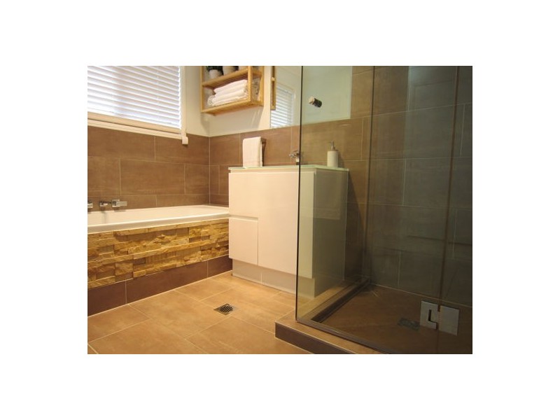 23 Jonquil Circuit, Flinders View QLD 4305