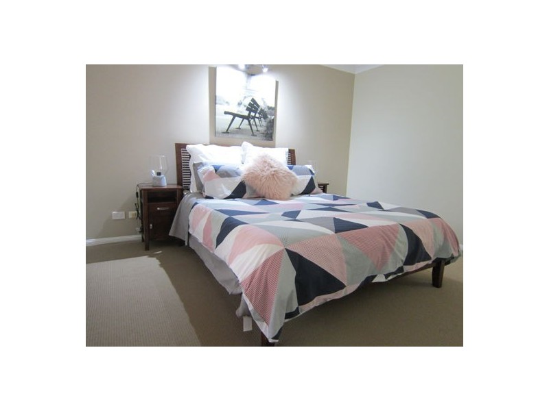 23 Jonquil Circuit, Flinders View QLD 4305