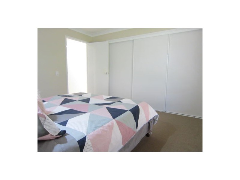 23 Jonquil Circuit, Flinders View QLD 4305