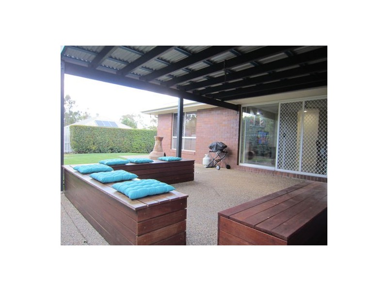 23 Jonquil Circuit, Flinders View QLD 4305