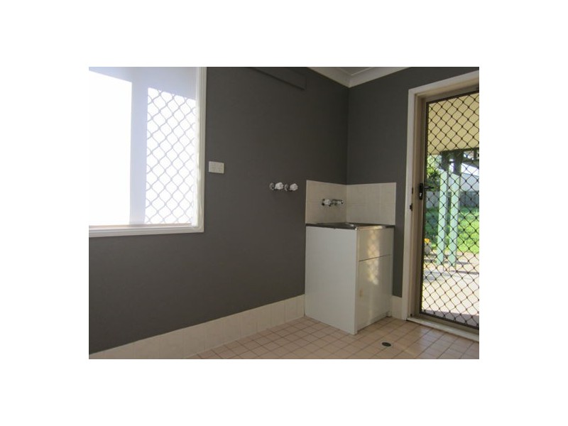 28 Jonquil Circuit, Flinders View QLD 4305