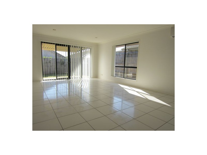 74 Westminster Crescent, Raceview QLD 4305