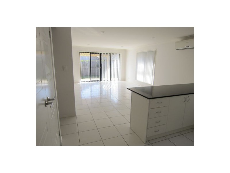74 Westminster Crescent, Raceview QLD 4305