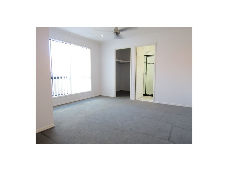 74 Westminster Crescent, Raceview QLD 4305