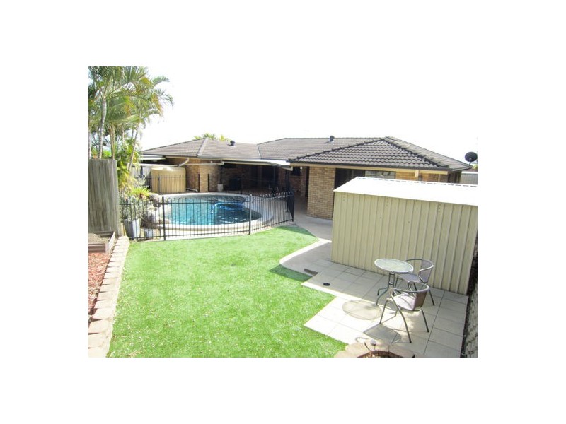 41 Discovery Street, Flinders View QLD 4305