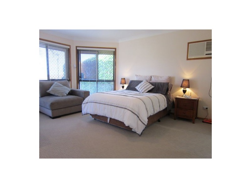41 Discovery Street, Flinders View QLD 4305
