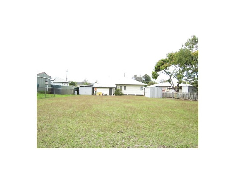 79 Raceview Street, Raceview QLD 4305