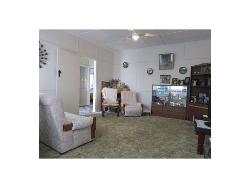 79 Raceview Street, Raceview QLD 4305