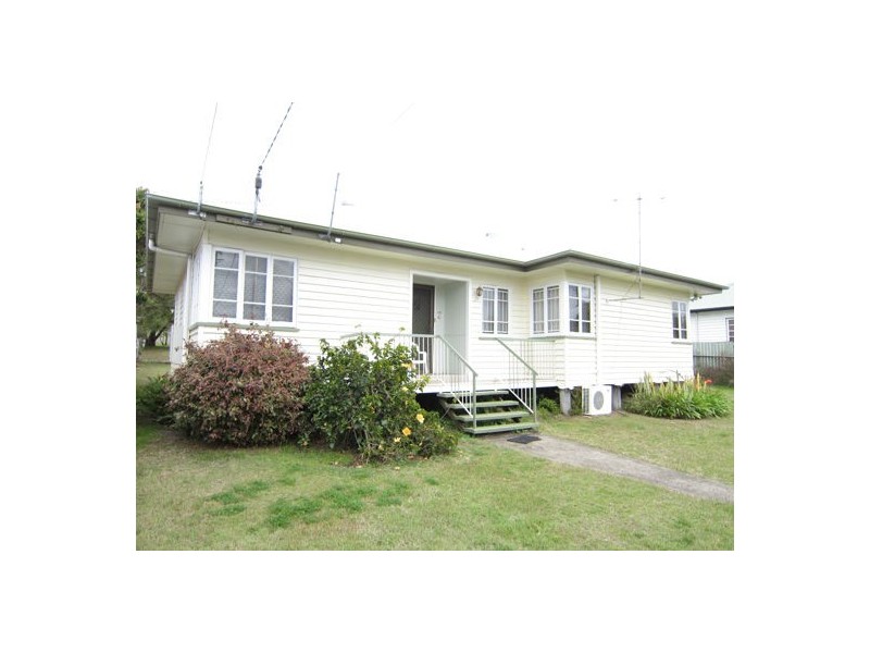 79 Raceview Street, Raceview QLD 4305