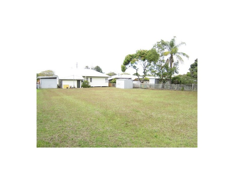 79 Raceview Street, Raceview QLD 4305