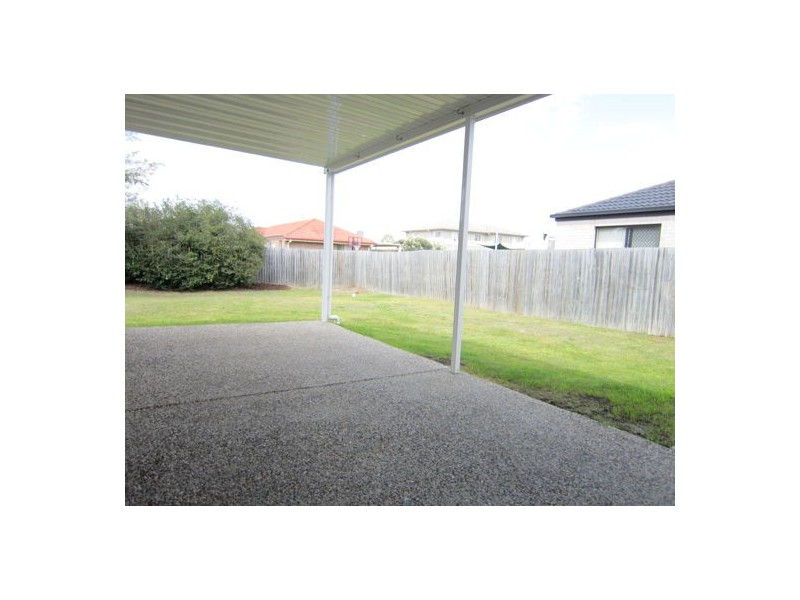 8 Jack Conway Street, One Mile QLD 4305