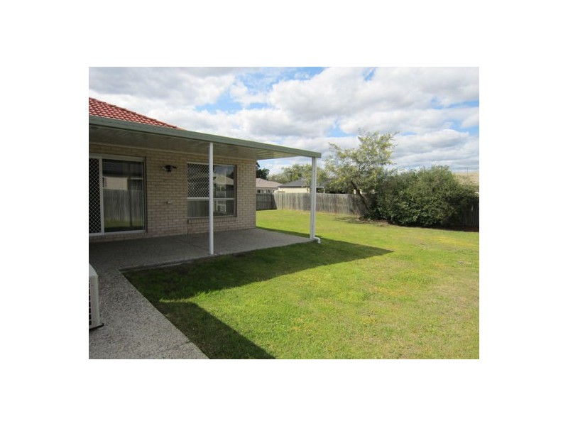 8 Jack Conway Street, One Mile QLD 4305