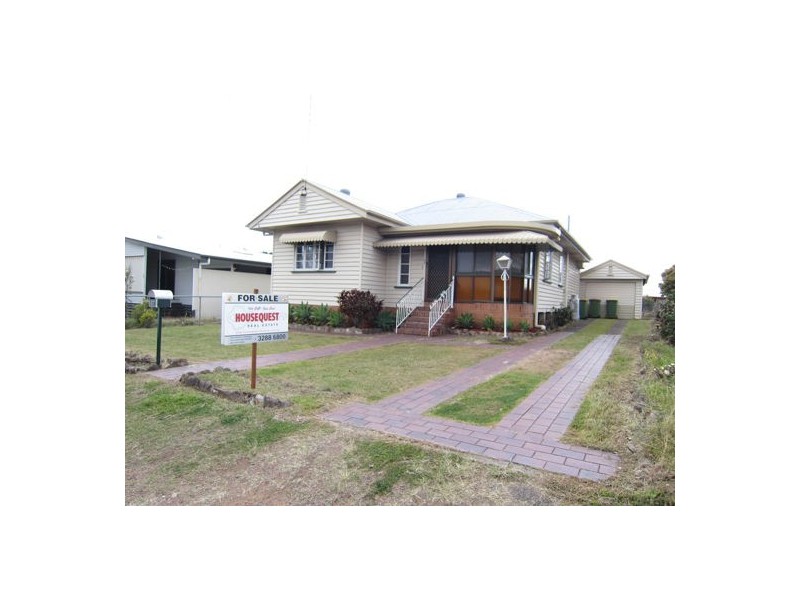 33 Dudleigh Street, North Booval QLD 4304