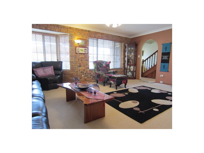 19 Horton Street, Bundamba QLD 4304