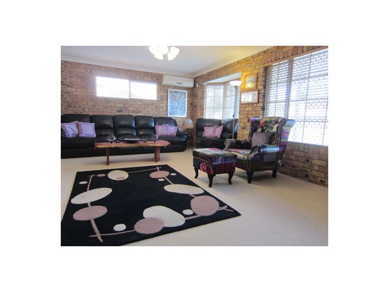 19 Horton Street, Bundamba QLD 4304