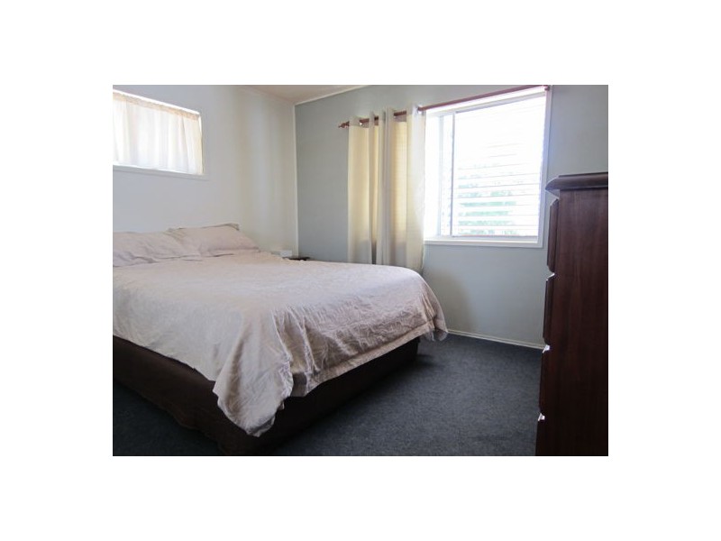 37 Prunda Parade, Raceview QLD 4305