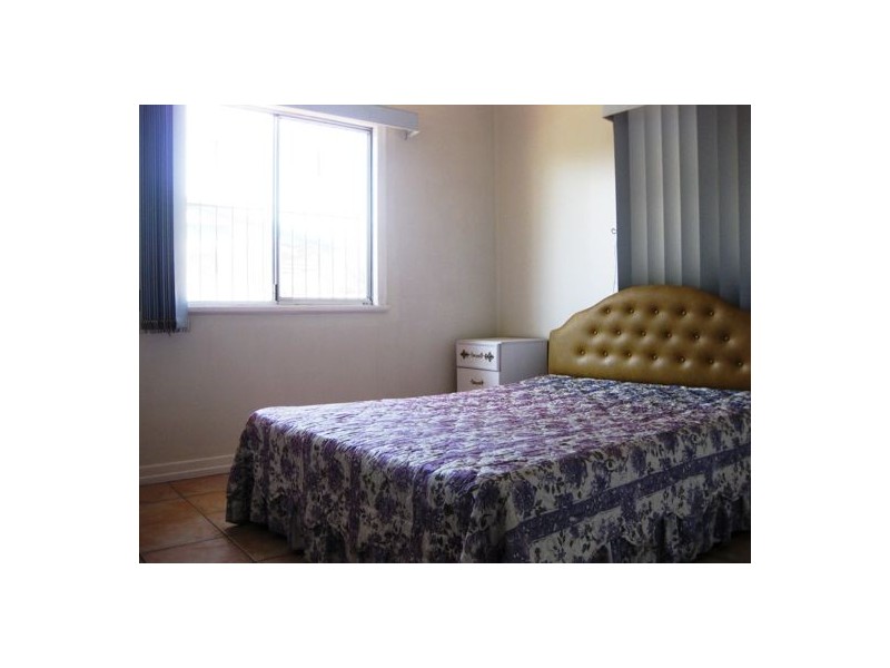 17 River Road, Dinmore QLD 4303