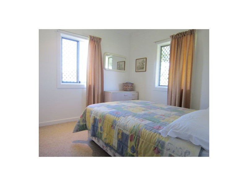 6 McGill Street, Raceview QLD 4305