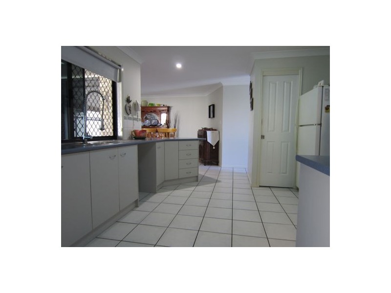9 Karen Court, Raceview QLD 4305