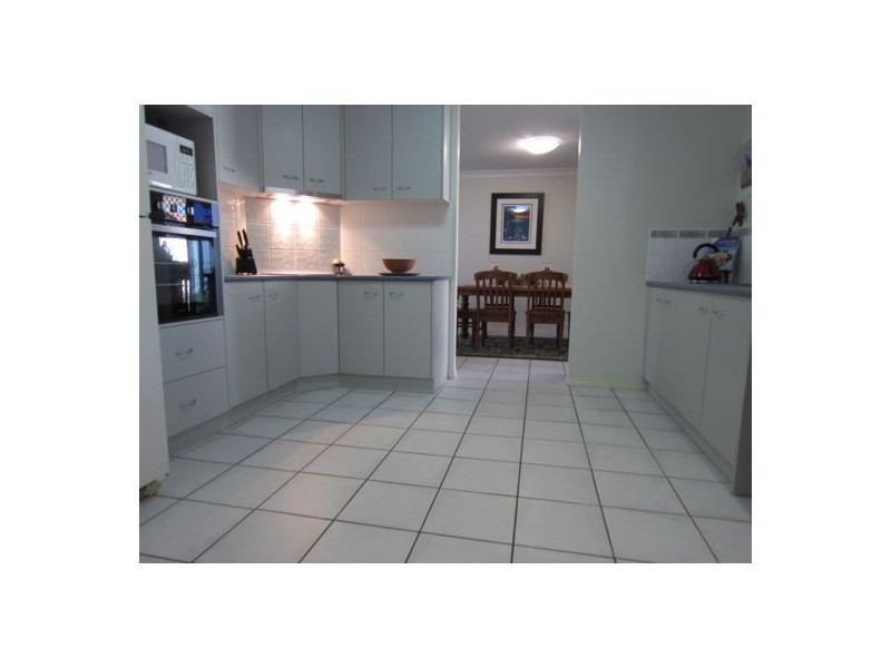 9 Karen Court, Raceview QLD 4305