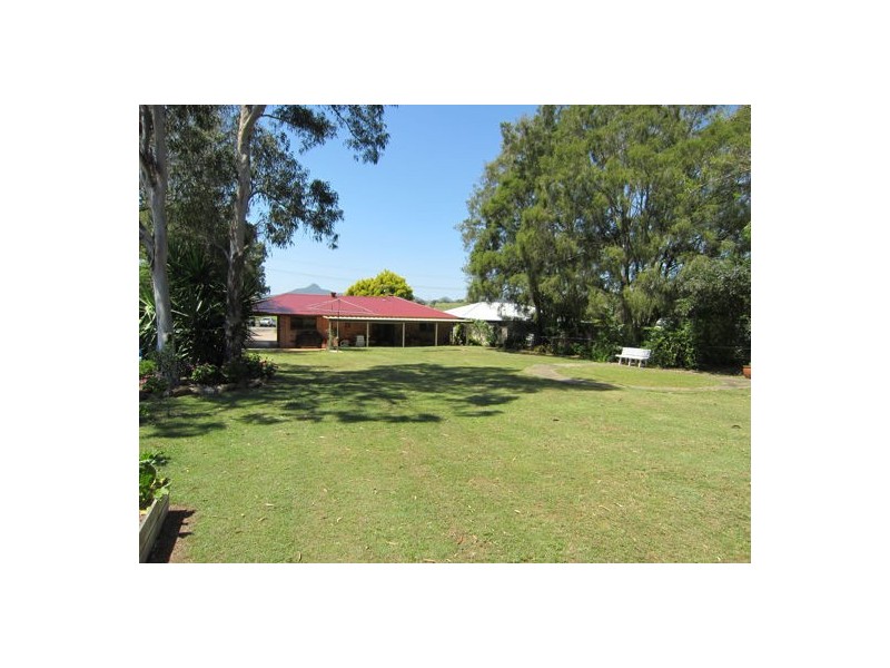 39 Fassifern Street, Peak Crossing QLD 4306