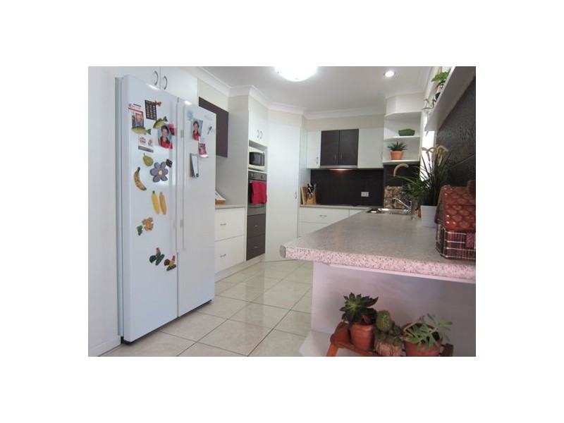39 Fassifern Street, Peak Crossing QLD 4306