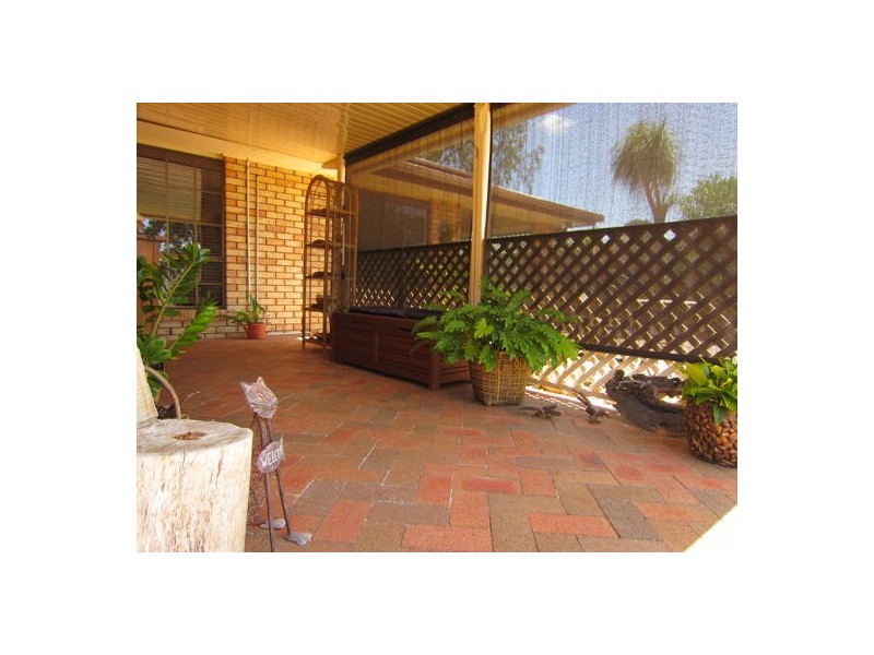 39 Fassifern Street, Peak Crossing QLD 4306